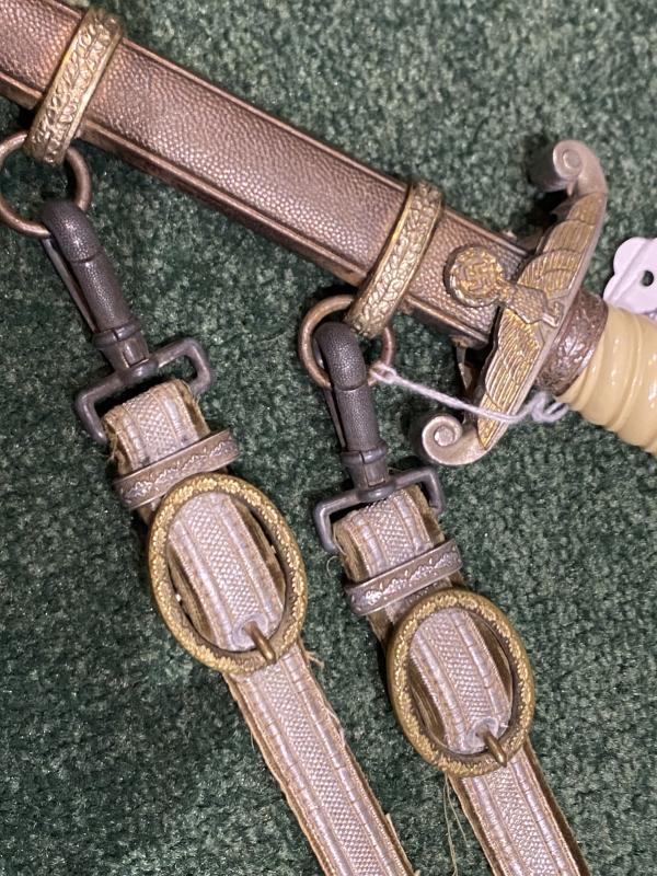DOUBLE PERSONALISED ‘GENERAL’ ARMY OFFICERS DAGGER. WITH STRAPS.