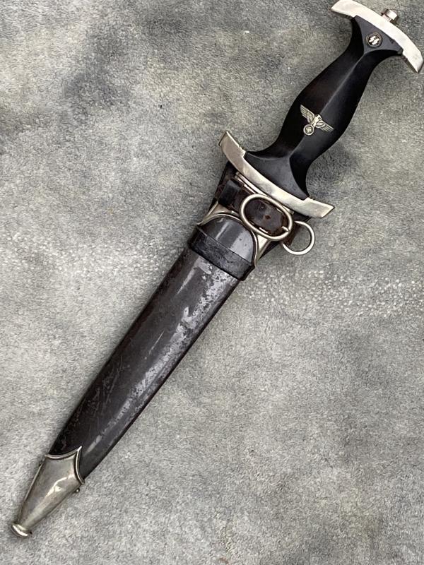 A RARE BEAST HERE! A 1933 SS MAN’S or OFFICERS DAGGER WITH PARTIAL ERASED ROHM INSCRIPTION &  VERTICAL HANGER!