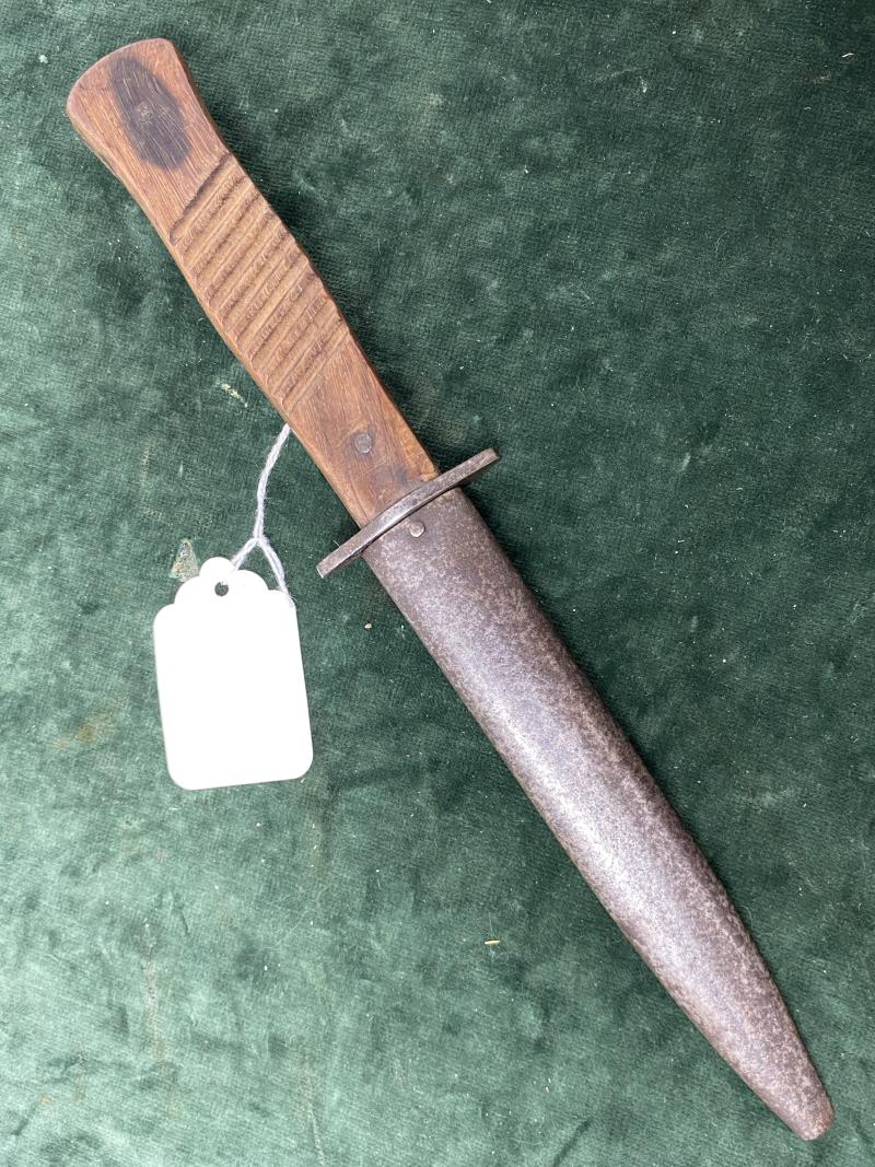 WW1 GERMAN FIGHTING KNIFE BY GOTTLIEB HAMMESFAHR.