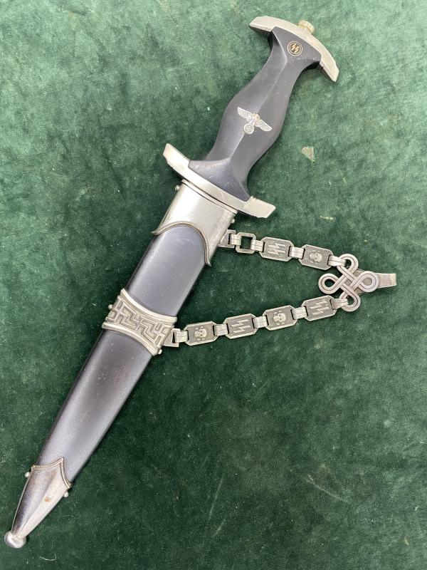 EXTREMELY NICE 1936 SS CHAINED OFFICERS DAGGER.