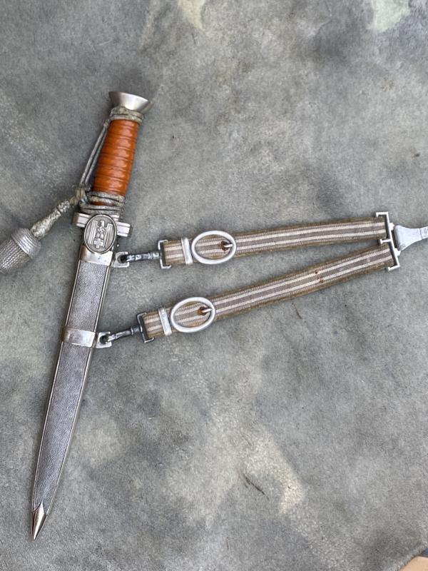 A VERY NICE EXAMPLE OF A COMPLETE RED CROSS OFFICERS DRESS DAGGER WITH ODIGINAL STRAPS AND 42cm PORTAPEE.