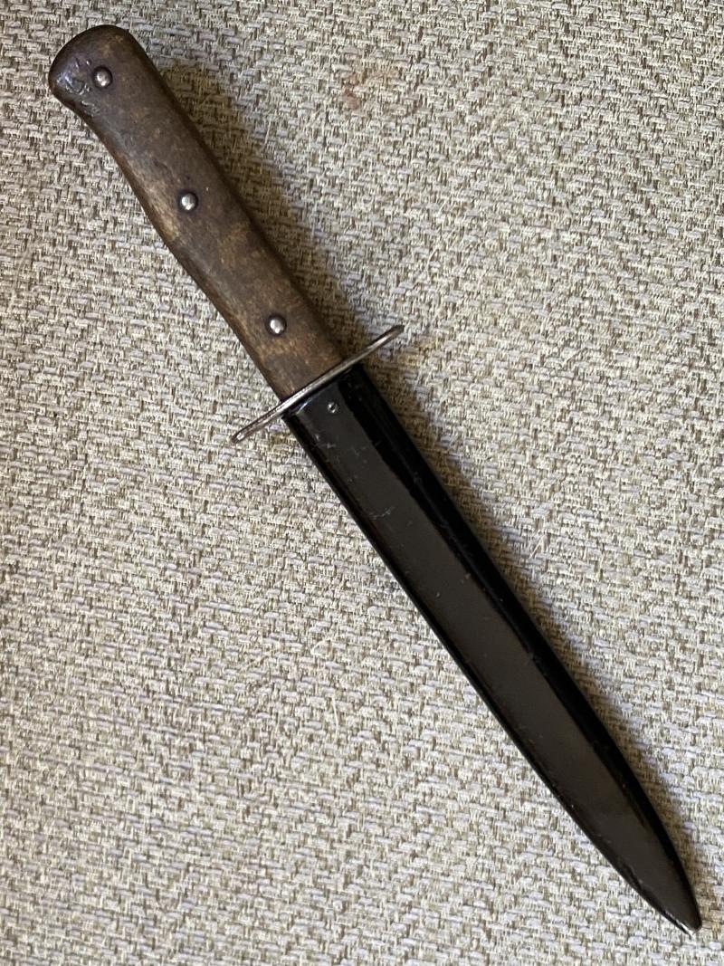 SUPERB LUFTWAFFE FIGHTING KNIFE IN MINT CONDITION ‘5’ MARKED.