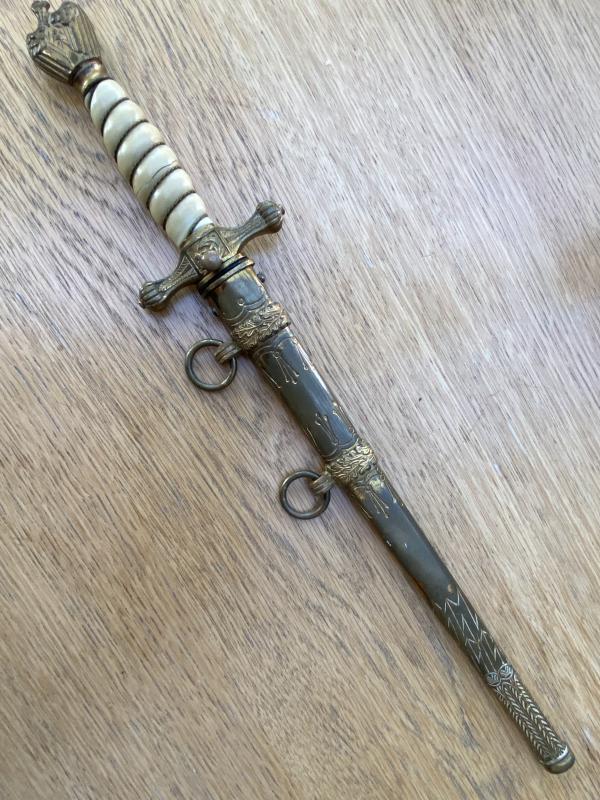 “SPECIAL OFFERING” NAVAL OFFICERS DAGGER BY WKC