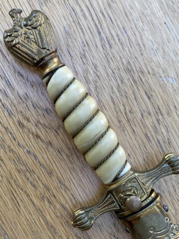 “SPECIAL OFFERING” NAVAL OFFICERS DAGGER BY WKC