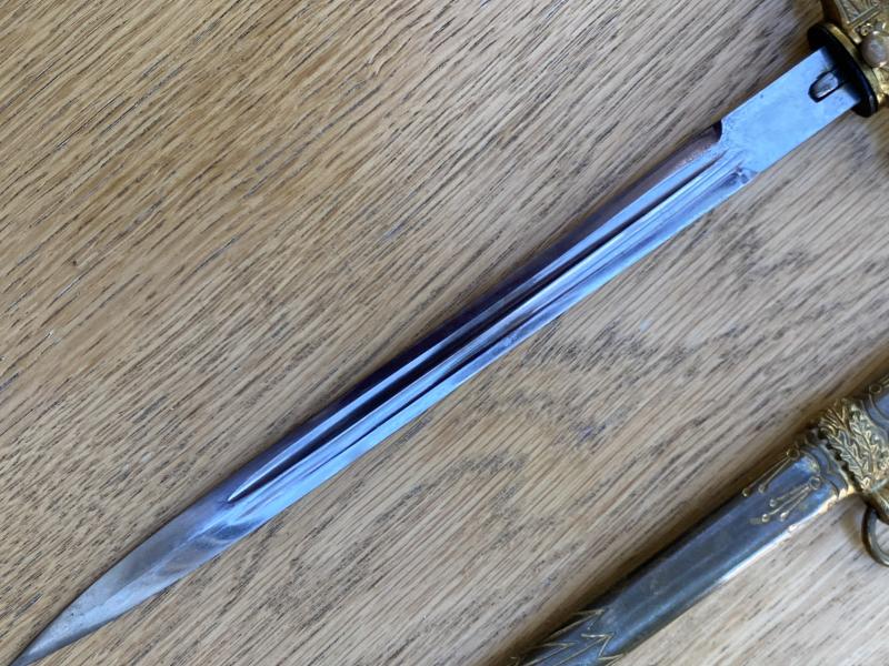 “SPECIAL OFFERING” NAVAL OFFICERS DAGGER BY WKC