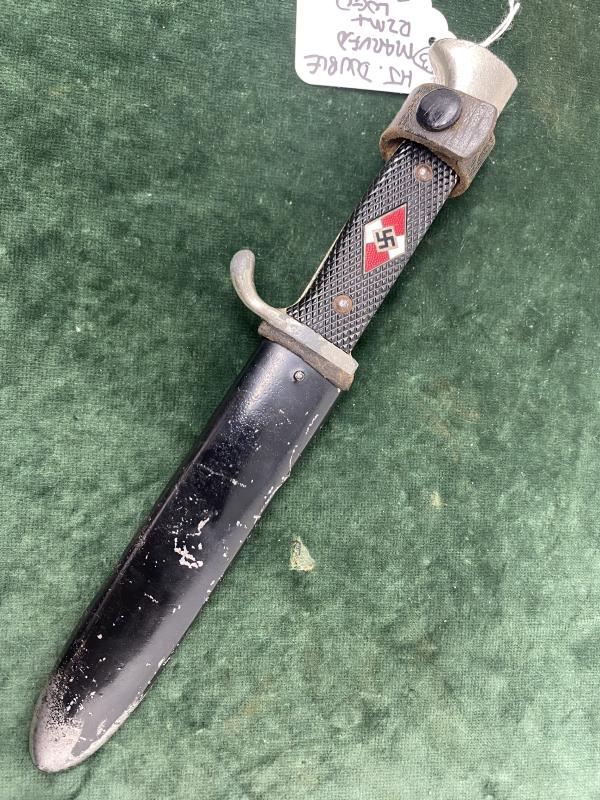 AN EICKHORN DOUBLE MARKED HJ DAGGER.