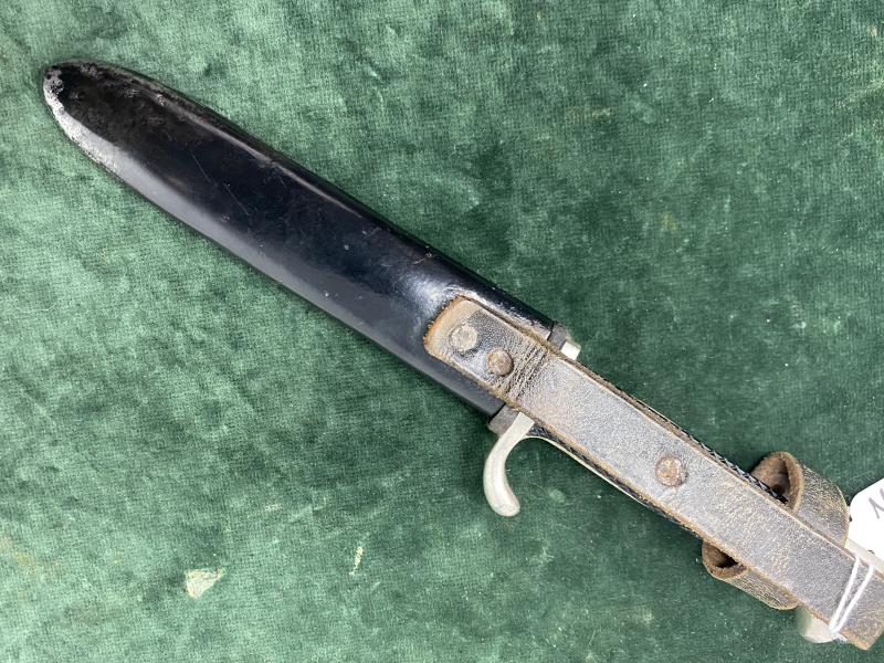 AN EICKHORN DOUBLE MARKED HJ DAGGER.