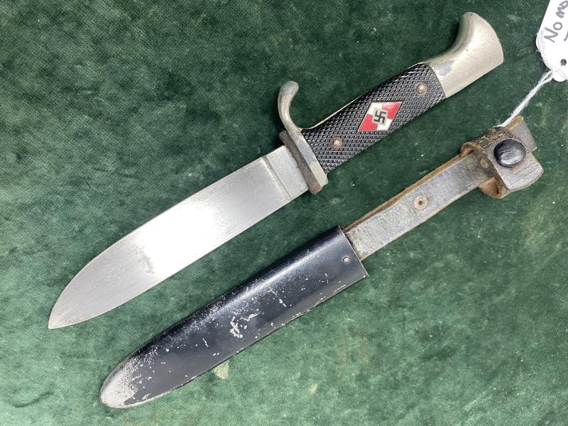AN EICKHORN DOUBLE MARKED HJ DAGGER.