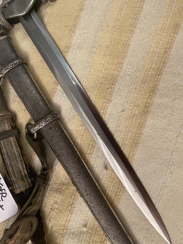 ARMY DAGGER WITH STRAPS AND KNOT BY TIGER.