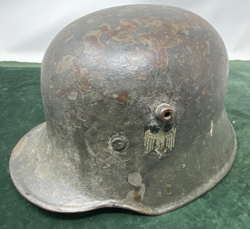 THIRD REICH M18 TRANSITIONAL STEEL HELMET.