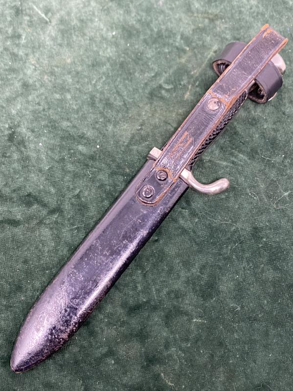 A VERY NICE EXAMPLE OF A DOUBLE MARKED HJ DAGGER.