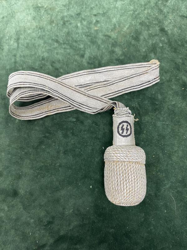 AN ORIGINAL BULLION SS OFFICERS SWORD KNOT.