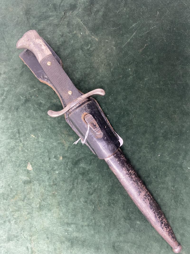 A VERY EARLY EXAMPLE OF A FIRE OFFICERS SHORT SAWBACK PARADE BAYONET.