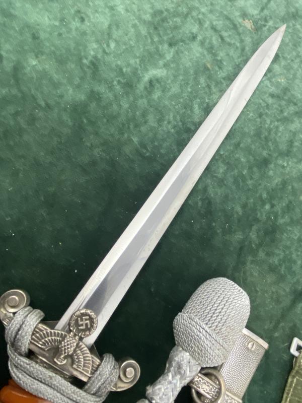AN ABSOLUTELY STONE MINT ARMY DAGGER & HANGERS/KNOT BY EICKHORN.