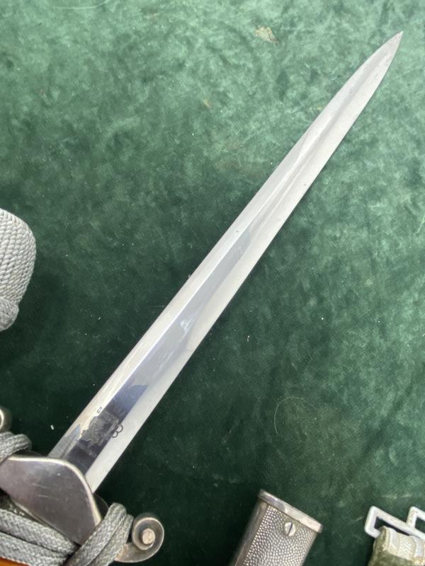 AN ABSOLUTELY STONE MINT ARMY DAGGER & HANGERS/KNOT BY EICKHORN.