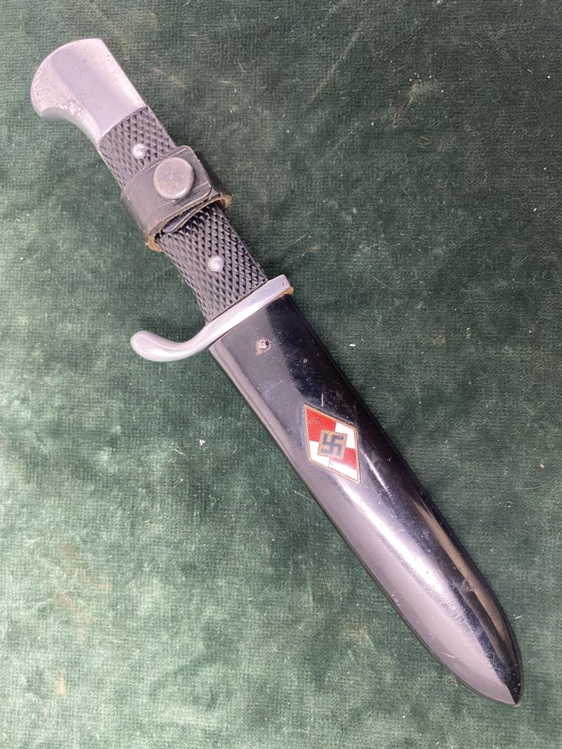 A MINT SMALL ‘DJ’ - (HITLER YOUTH) KNIFE WITH HJ DIAMOND ON SCABBARD.
