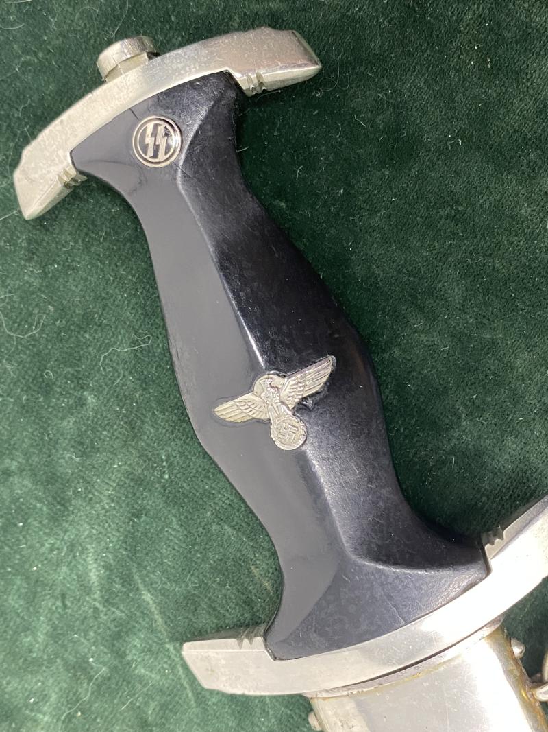 AN EARLY SS ‘33 DAGGER BY HAMMESFAR WITH HANGER.