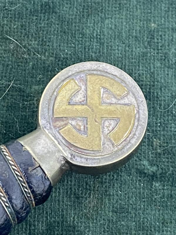 AN EARLY ALL NICKEL LUFTWAFFE 1st PATTN WITH UNIT MARKED BLADE.