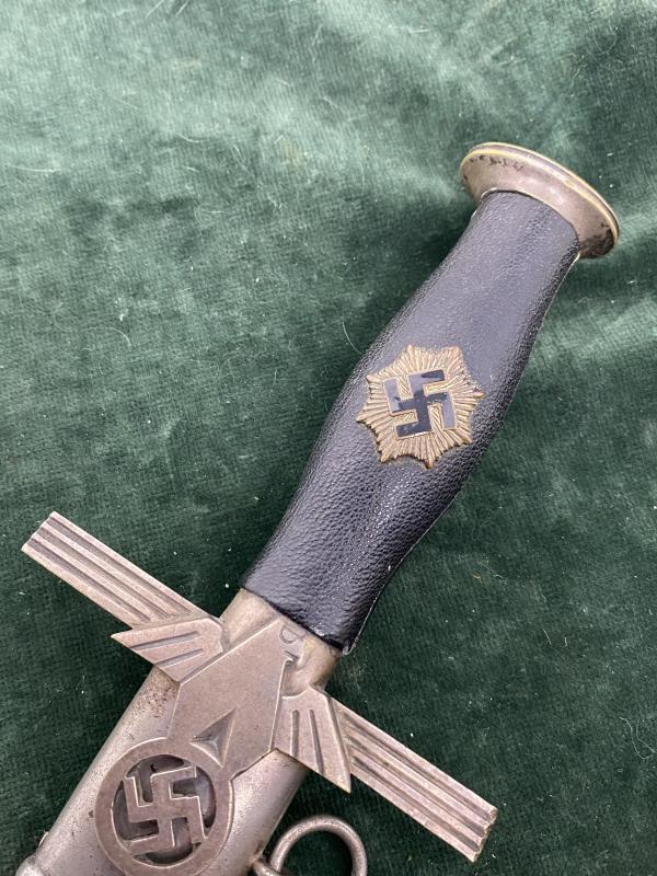 EARLY 2nd Pattn. RLB OFFICERS DAGGER WITH STRAPS - WEYERSBERG.