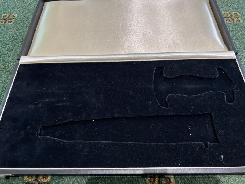 CUSTOM MADE CASE FOR AN SS ‘33 DAGGER.