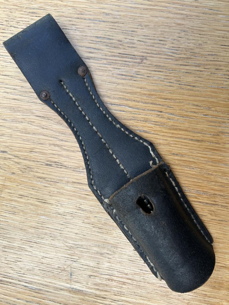 EXTREMELY RARE KRIEGSMARINE MARKED K98 BAYONET FROG.