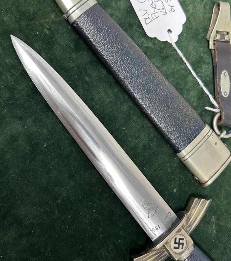 A NUMBERED AND PERSONALISED NSFK FYLERS DAGGER IN EXCEPTIONAL CONDITION.