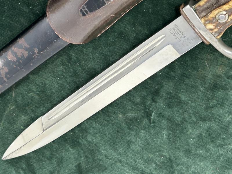 AN EXTREMELY NICE EXAMPLE OF A SHORT K98 PARADE BAYONET WITH STAG GRIPS - KNOT & FROG.