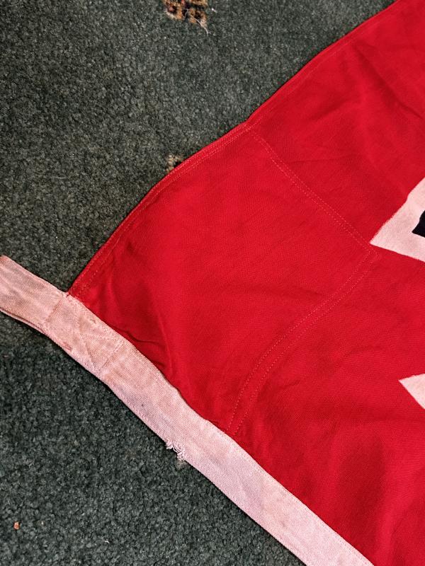A LARGE AND UNUSUAL KREIGSFLAG.