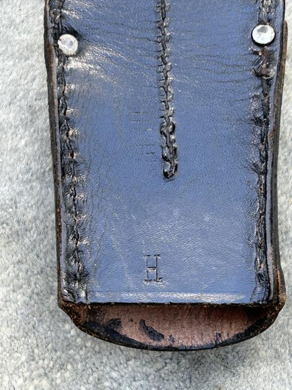 LEATHER FROG FOR THE RED CROSS HEWER.