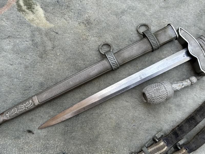 A LUFTWAFFE 2nd Pattn WITH STRAPS AND KNOT BY VERY RARE MAKER FREDERICUS