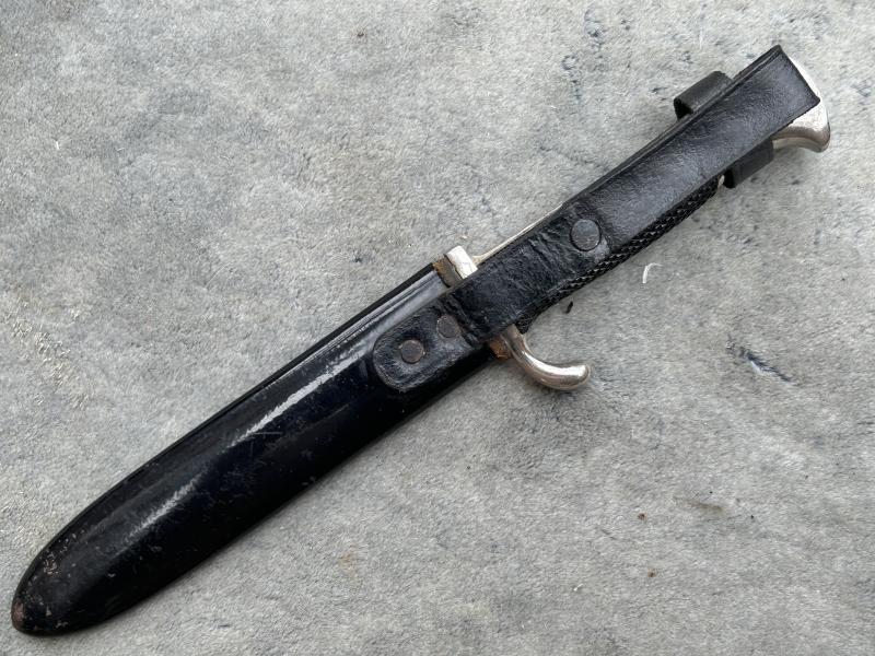 A NEAR MINT EXAMPLE OF HITLER YOUTH DAGGER BY EICKHORN 1941.