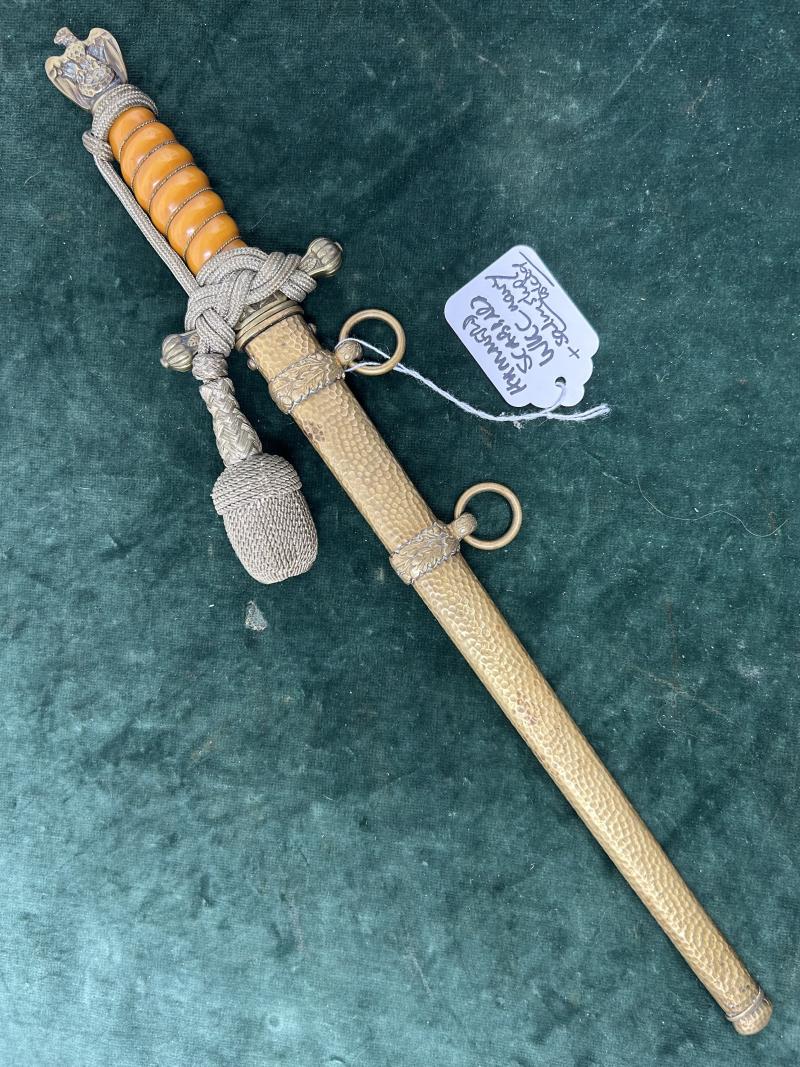 THIS IS THE NAVY DAGGER ALL COLLECTORS WANT. ORANGE GRIP, GOLD PORTAPEE, HAMMERED SCABBARD AND SAILING SHIP ETCHED BLADE!!!