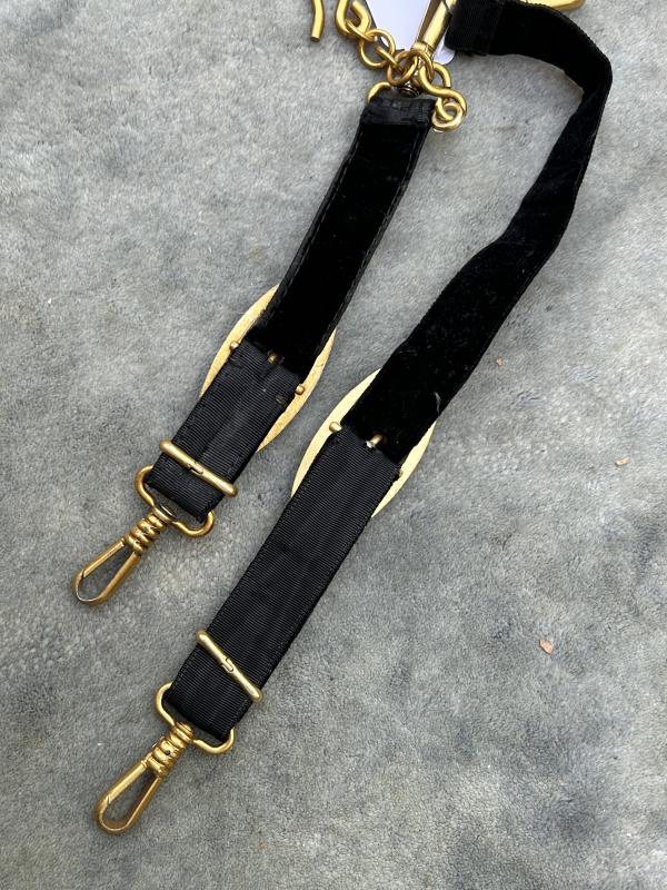 A VERY NICE SET OF KRIEGSMARINE DAGGER HANGERS/STRAPS.