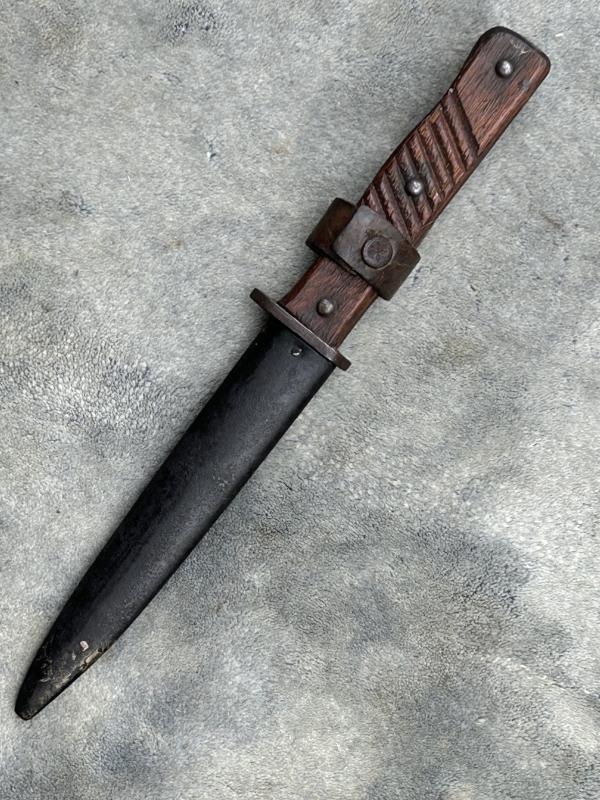 IMPERIAL GERMAN WW1 FIGHTING KNIFE.