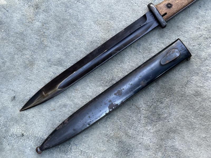 A NEAR PERFECT K98 BAYONET - MATCHING NUMBERS ETC