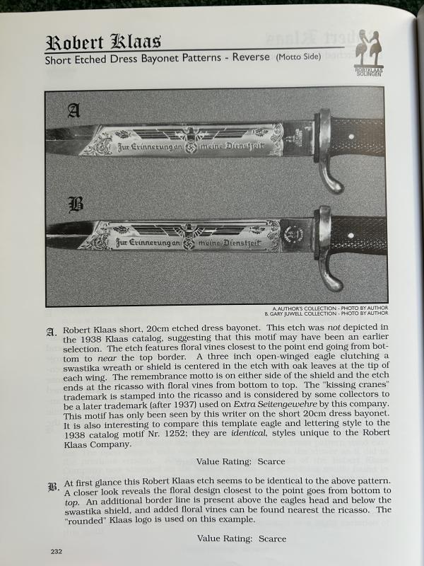 A SUPERB SHORT LUFTWAFFE ETCHED DRESS BAYONET BY KLAAS.