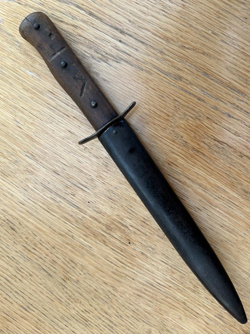PERSONALISED LUFTWAFFE FIGHTING KNIFE.