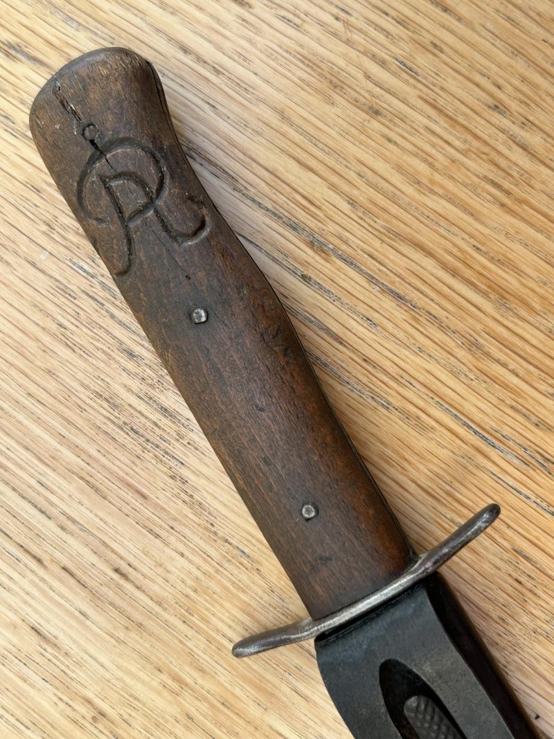 PERSONALISED LUFTWAFFE FIGHTING KNIFE.