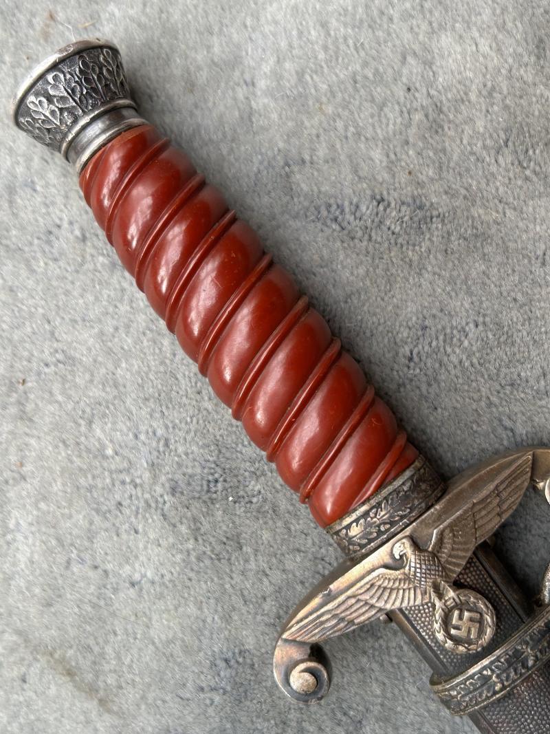 ARMY DAGGER WITH DEEP ORANGE GRIP!