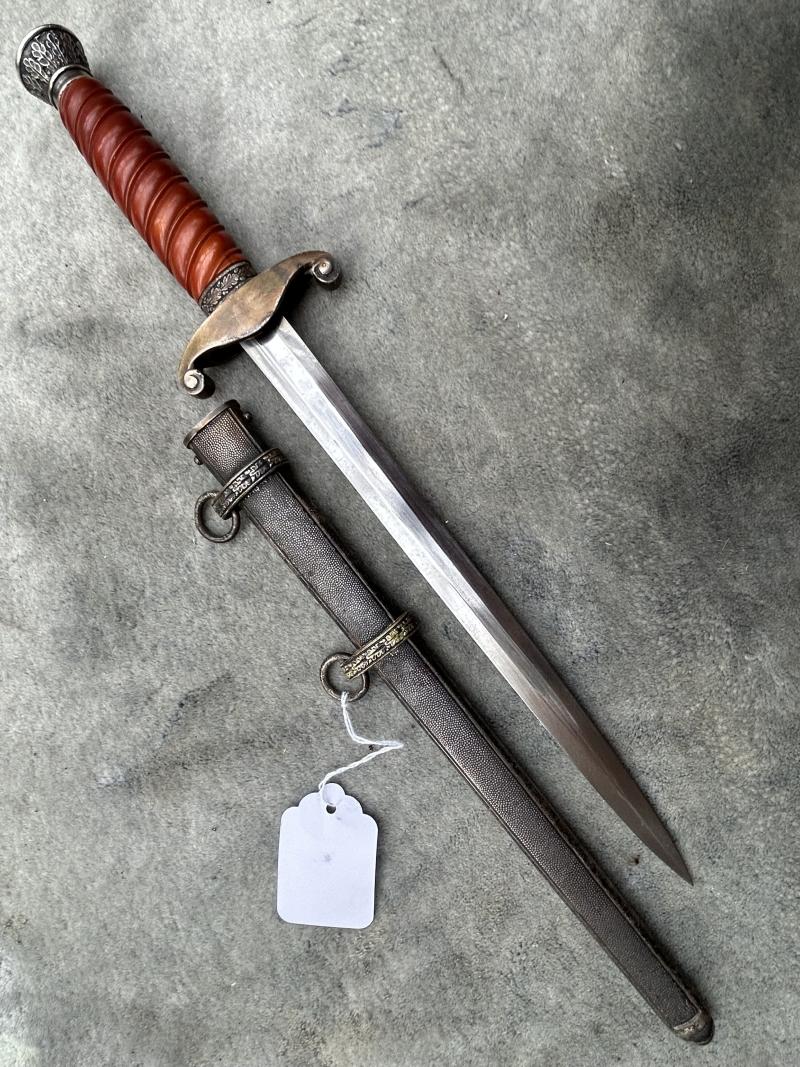 ARMY DAGGER WITH DEEP ORANGE GRIP!
